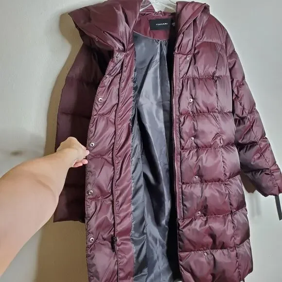 Tahari Women’s Down Puffer Coat Jacket Size S Belted Hooded Long Winter Chic - Picture 3 of 7